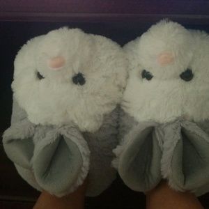 Meet your Posher, Hilary